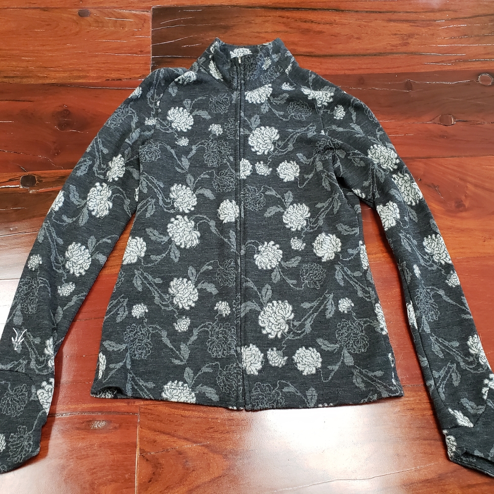 Ibex Juliet Black and Gray Floral Women's Cardigan/jacket